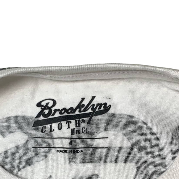 Brooklyn Cloth t-shirt boys sz 4 white supreme type Vibes stylish - Picture 3 of 4